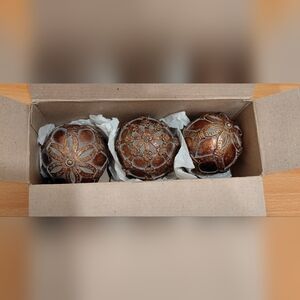 Vintage Bombay Company Set Of Three Gold Carved Deco Balls